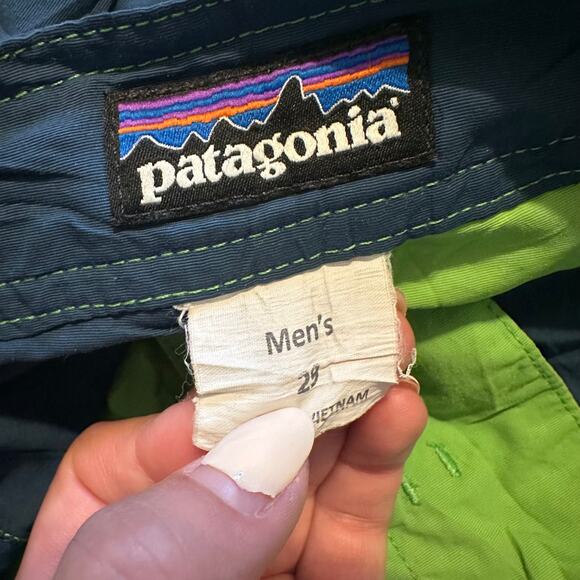 PATAGONIA Men's Minimalist Wavefarer Board Shorts Size 29 In Harlequin: Cilantro - Picture 7 of 8